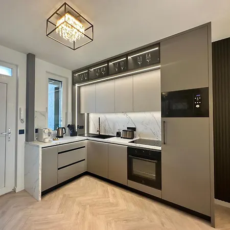 Onyx 2 Haloszobas Apartman Privat Finn Szaunaval Es 2 Fuerdoszobaval Keszthely Exterior photo
