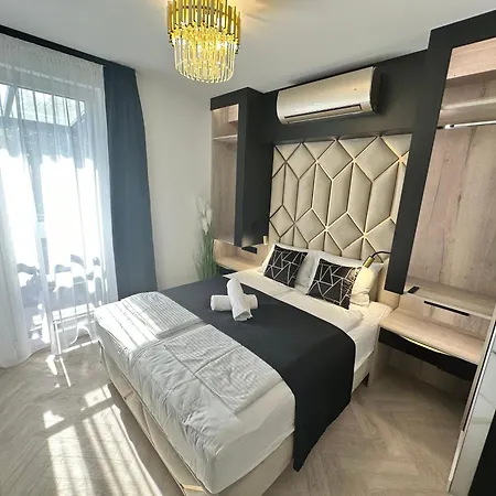 Onyx 2 Haloszobas Apartman Privat Finn Szaunaval Es 2 Fuerdoszobaval Keszthely Exterior photo